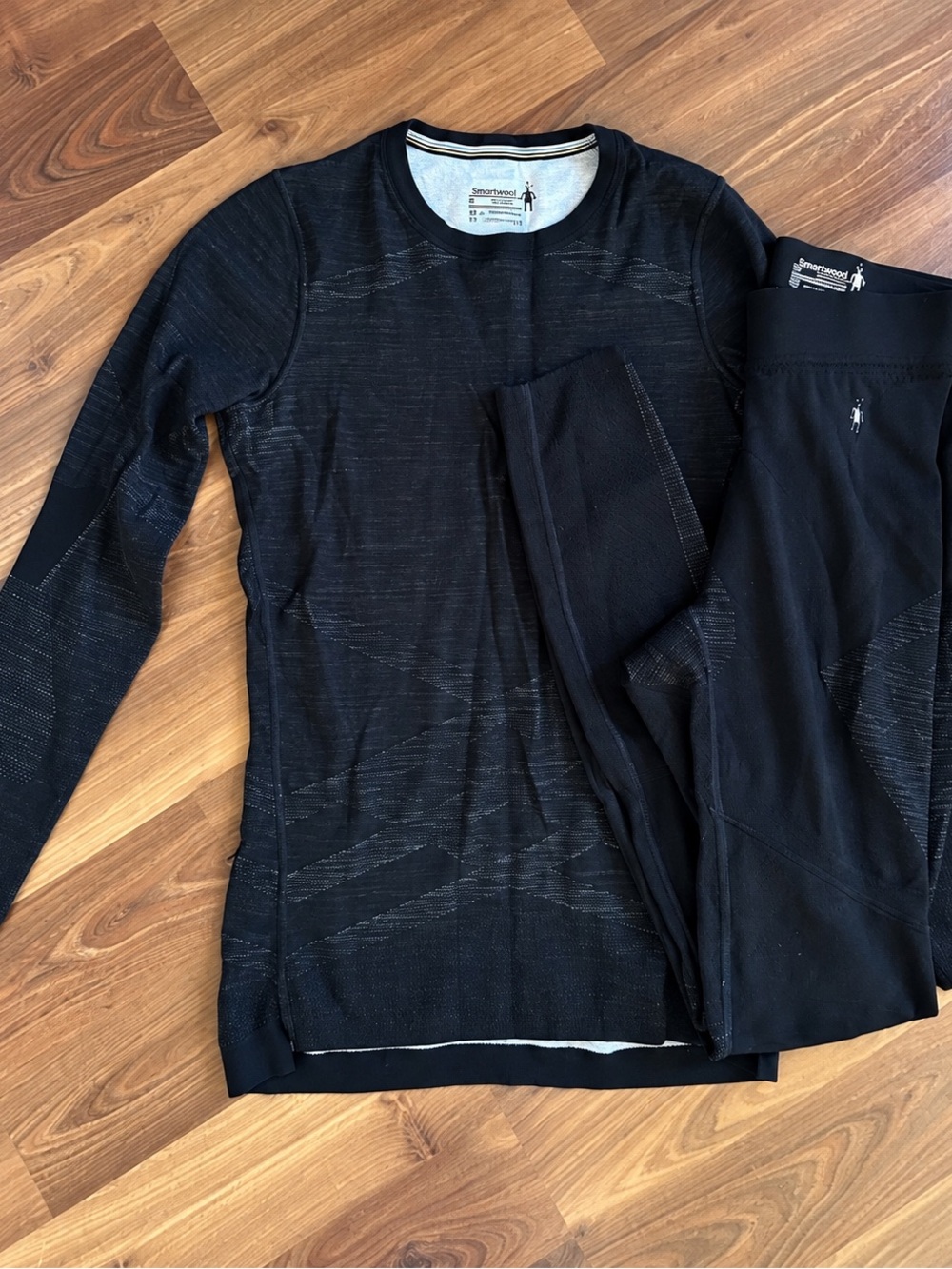 Smartwool Womens Black Baselayer Crew Shirt and pants